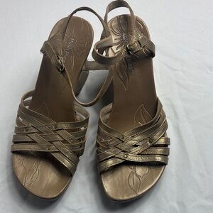 Hush Puppies Samba Women's Metallic Sandal heels 8.5